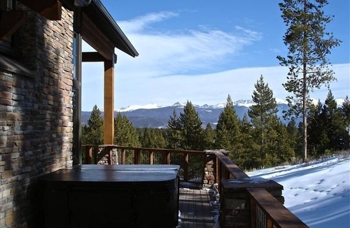 Pole Creek Meadows House | Stunning Private Lodge with Awesome Views! Ski season availability!