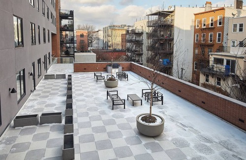Hoboken Apartment | Stylish 2 BR w/roof deck access - mins to NYC
