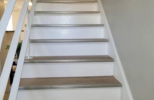 Joslyn Castle Apartment | Stylish Apartment Steps from UNMC & Dining Hotspots