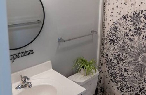 Oread Apartment | Stylish, comfortable, and just minutes from Mass Street