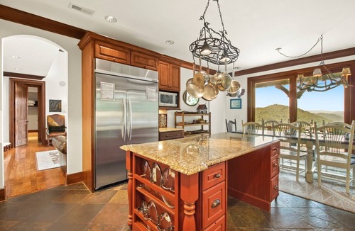 Sugar Grove Ski Chalet | Sugar Hill-Upscale 5 BR Retreat on 30 Private Acres, Hot Tub, Views, Pool Table