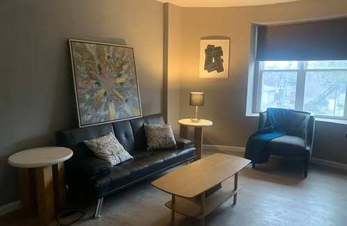 Ridley Park Apartment | Suite 6 - Ridley Hosting Group airport / park