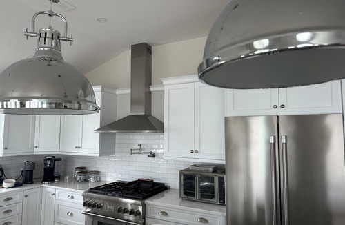 Holgate House | SUMMER 2026 AVAILABILITY - Beach Getaway w/Pool + Hot Tub: Perfect for families