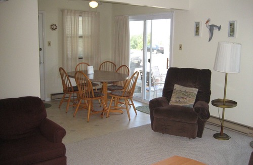 South End Condo | Summer Condo-Family Friendly-2 blocks from beach with sunset views