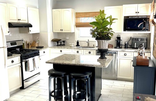 Ortley Beach House | Summer Special June 20-27, July 6-11, July 25-Aug 1. Sleeps 12 and pet friendly