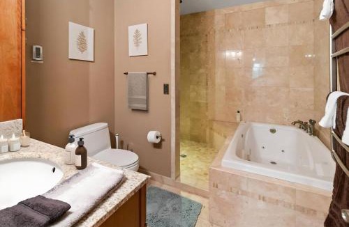 Edray Apartment | Summit 104D Beautiful 3BR, 2BA condo in The Summit at Snowshoe