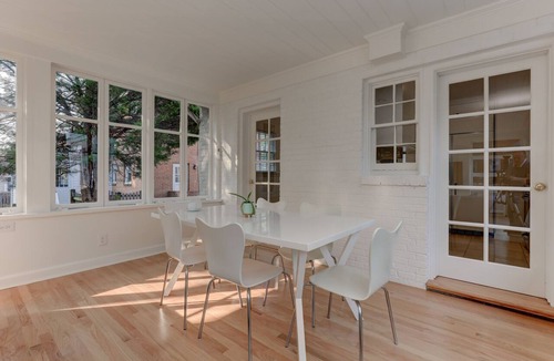 North Ridge House | Sun House- 4 bdrms, 10 mins to Smithsonian, Alexandria City