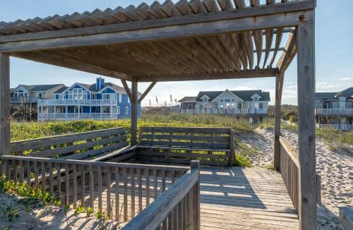 Carova Beach House | Sun King II - 4x4 Carova Beach, Oceanfront, Ocean View, Elevator, Pool, Hot Tub, Pets Ok
