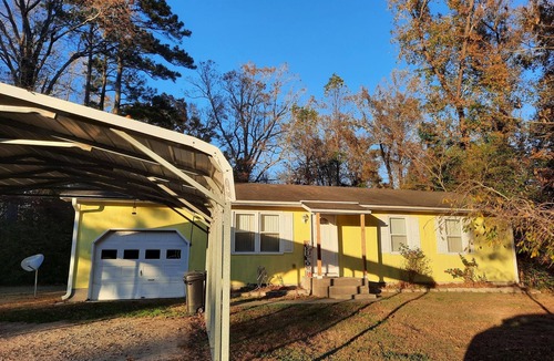 New Bern House | Sunflower Smile