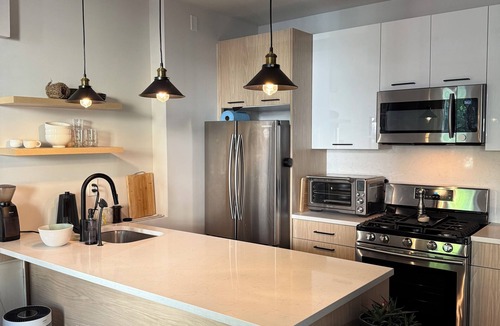 Clinton Hill Apartment | Sunny Brooklyn Duplex: 3BR, 3BA, Home Office, Private Patio