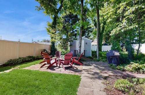 Caine Woods House | Sunny Day