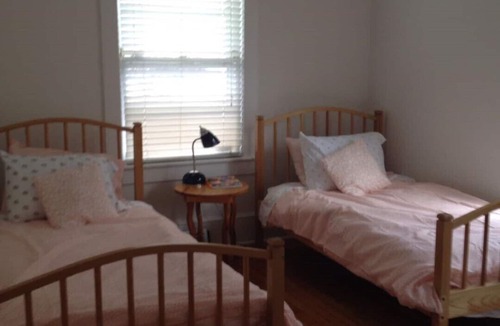 Shrewsbury House | sunny private home on quiet street