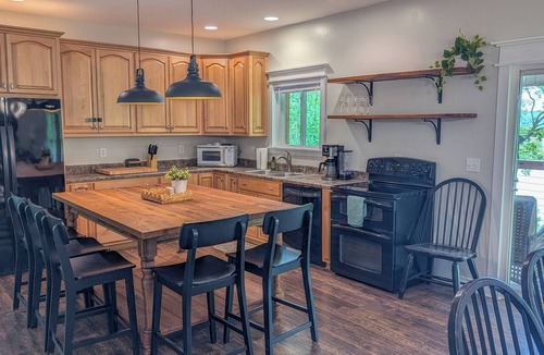 Crane Hill House | Sunrise Reach - A Smith Lake Retreat with room for everyone!