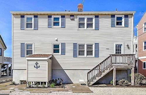 North Beach Haven House | Sunset Bay LBI lower unit