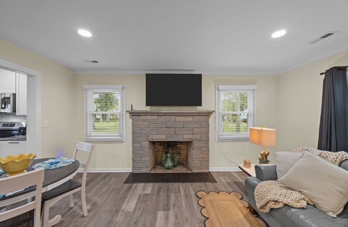 Bridgeton Cottage | Sunset Beach on the Neuse River in Bridgeton, NC