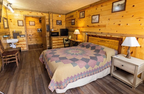 Belle Fourche Hotel | Sunset RV Park and Motel