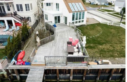 Brigantine House | Sunsets & Fishing on Bay - Boat Dock - XL Home