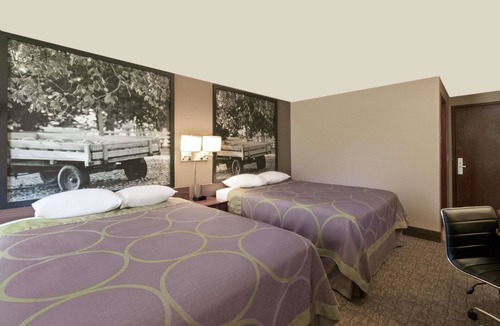 Carroll Hotel | Super 8 by Wyndham Carroll