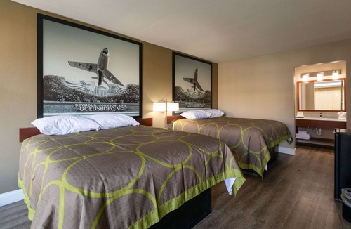 Goldsboro Hotel | Super 8 by Wyndham Goldsboro