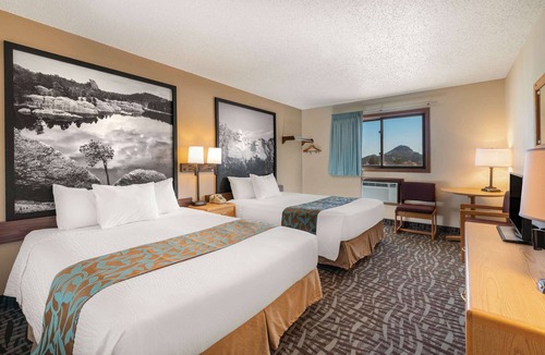 Hill City Hotel | Super 8 by Wyndham Hill City/Mt Rushmore/Area