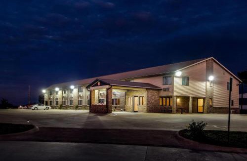 Jefferson Hotel | Super 8 by Wyndham Jefferson