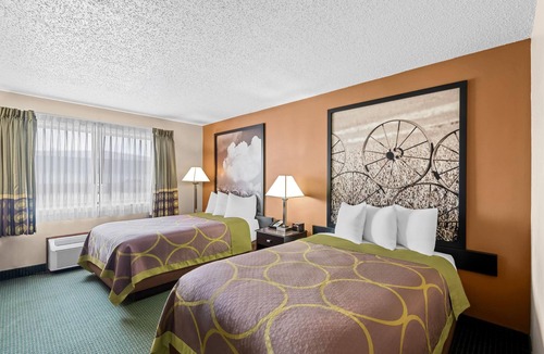 Jefferson Hotel | Super 8 by Wyndham Jefferson