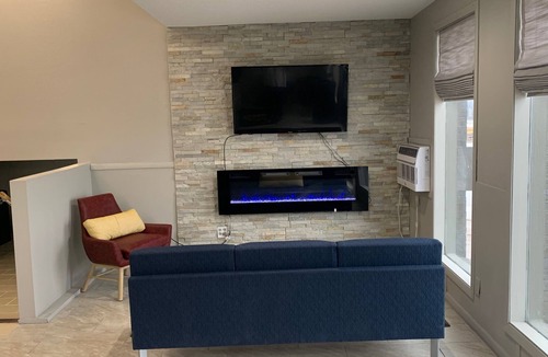 Kirksville Hotel | Super 8 by Wyndham Kirksville-University Area