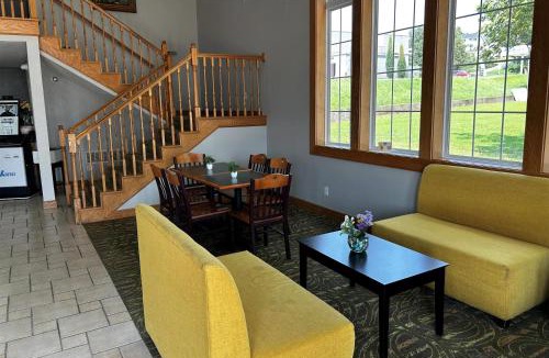 Mound City Hotel | Super 8 by Wyndham Mound City