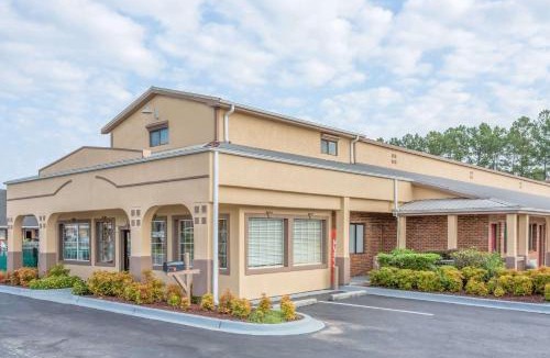 Santee Hotel | Super 8 by Wyndham Santee/I-95