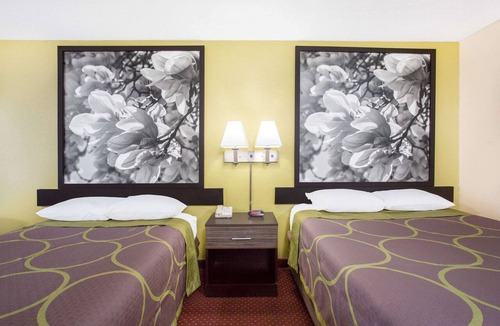 Sumter Hotel | Super 8 by Wyndham Sumter
