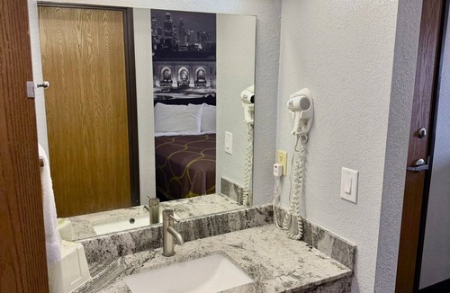 Sweet Springs Hotel | Super 8 by Wyndham Sweet Springs