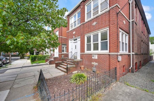 McGinley Square Apartment | Superb 5-bedroom apartment with AC in vibrant Jersey City
