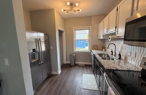 Sioux Falls House | Superlisting! Entire Duplex, perfect for 2 families traveling together