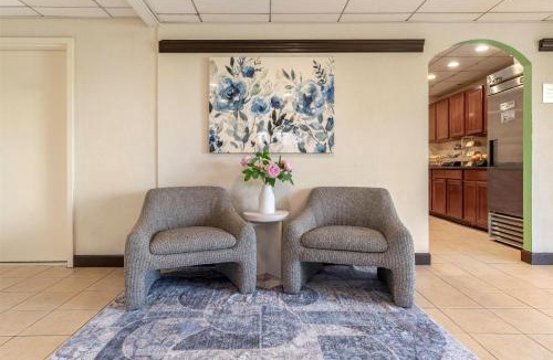 East Brunswick Hotel | SureStay Hotel by Best Western East Brunswick