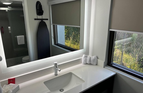 Rowland Hotel | SureStay Studio by Best Western Rowland