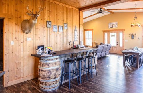 Huntsville Apartment | Tall Tine Lodge