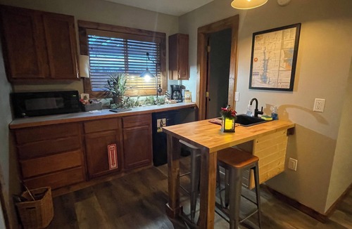 Bevier Cabin | Teal Nest - at The Lodges of Long Branch