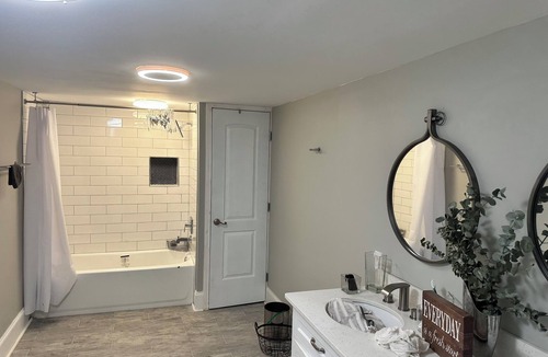 West Point House | Terrific 4-bedroom house in charming West Point