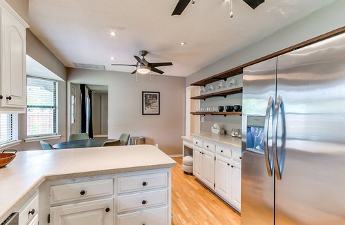 South Tulsa House | Terrific 5-bedroom house with AC in vibrant Tulsa