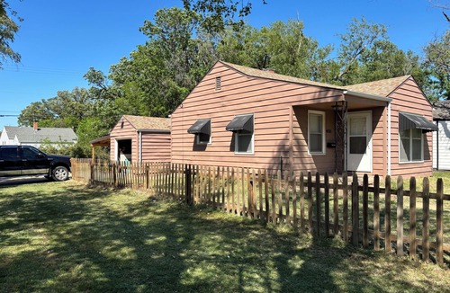 Salina House | That 70’s House: boogie woogie bungalow.