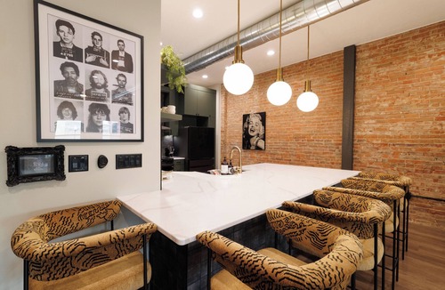 Le Mars House | The Aerie- On Central- LeMars