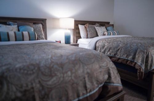Aberdeen Hotel | The Alonzo Ward Hotel