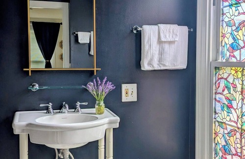 Thornhill House | The Arundel Room in historic Holladay House