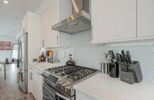 Northern Liberties House | The Atelier at Northern Liberties w/Private Garage Parking