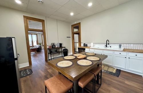 Brooklyn Apartment | The Attic on Front - Apartment in small town Iowa