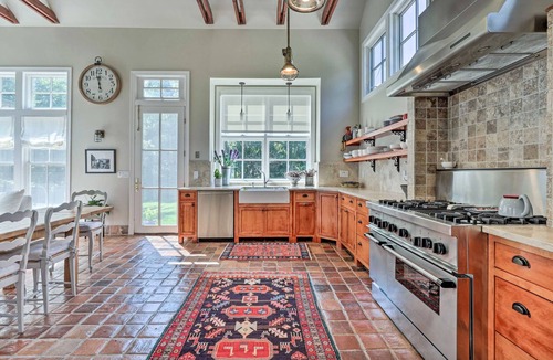 Beallsville House | the barn a french farm house for executive, Golfer, vacation .