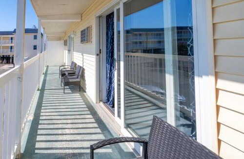 Ship Bottom Hotel | The Beach House at Drifting Sands