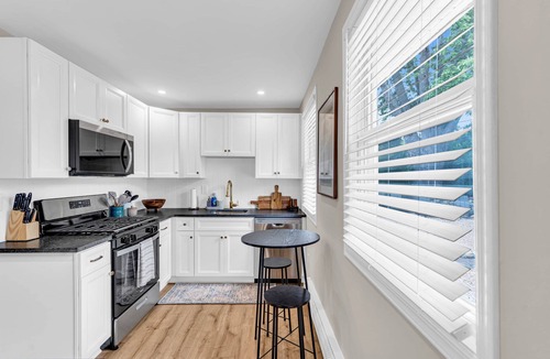 Lake Como House | The Belmar Surf Shacks - The Surf