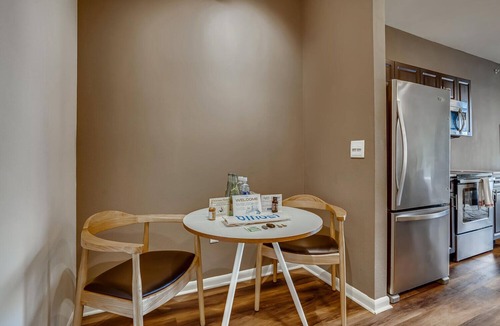 North Burnet House | The Bindel l Domain l Amazing Location