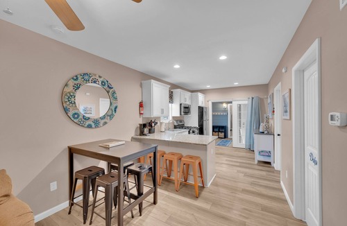 Seaside Heights House | The Boathouse-GameRoom&OutdoorShower!Beach chairs,badges,buggy incl